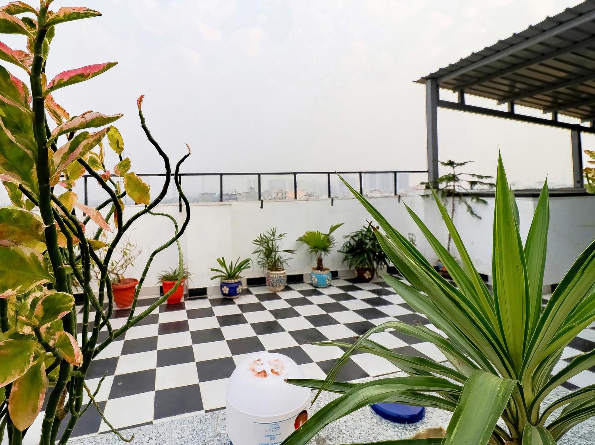 Treebo Rejoice 52 - 3Km From Huda City Metro Station Badshahpur المظهر الخارجي الصورة