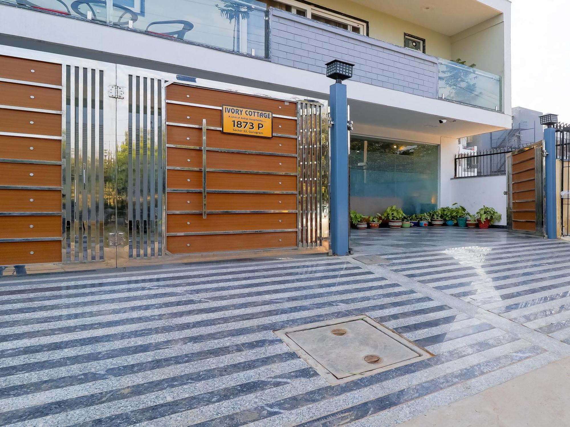 Treebo Rejoice 52 - 3Km From Huda City Metro Station Badshahpur المظهر الخارجي الصورة