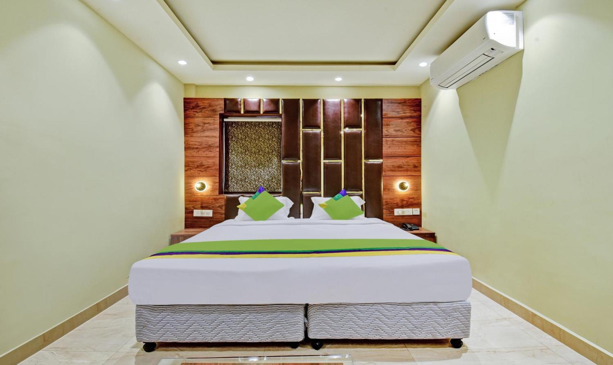 Treebo Rejoice 52 - 3Km From Huda City Metro Station Badshahpur المظهر الخارجي الصورة
