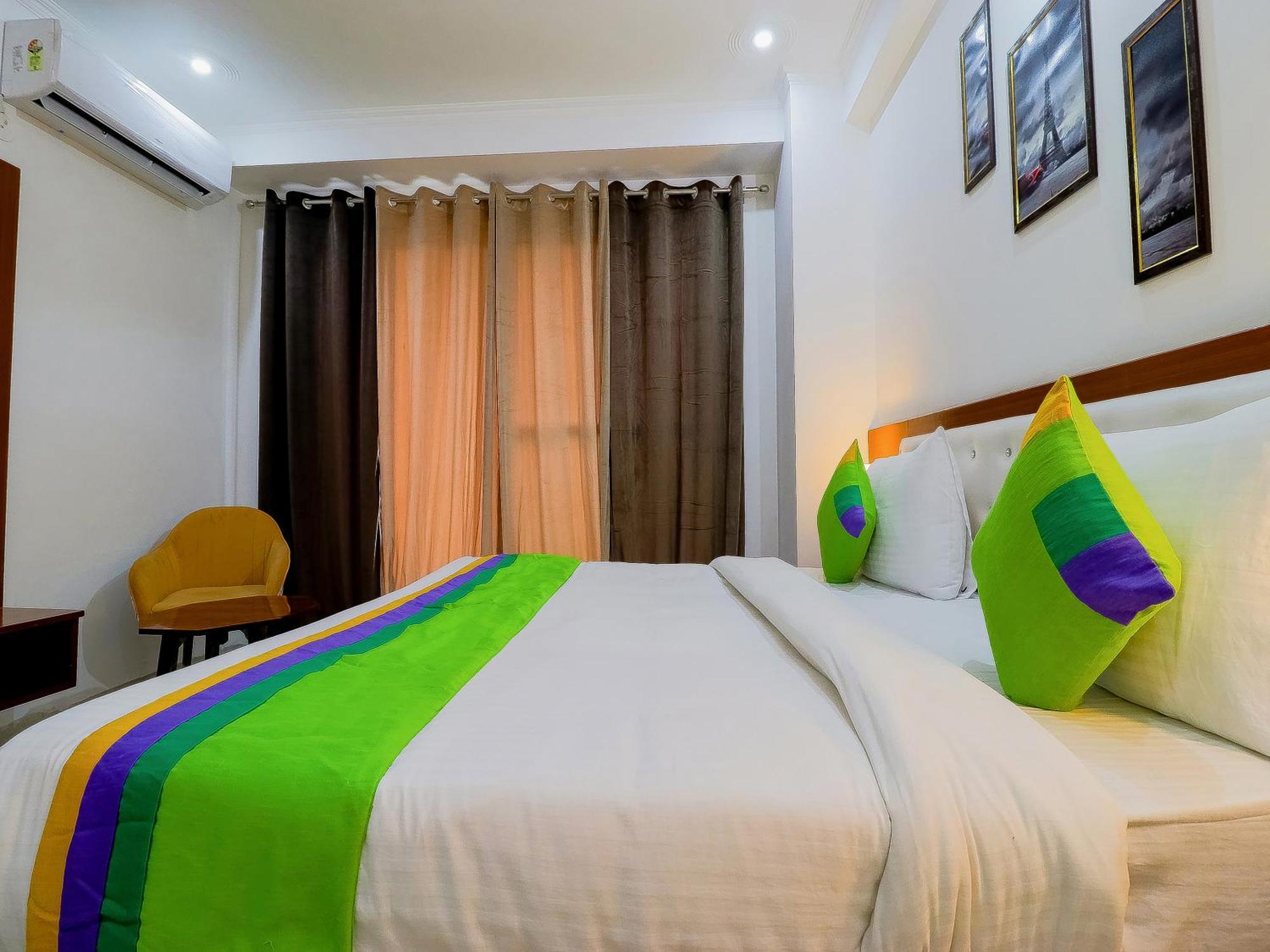 Treebo Rejoice 52 - 3Km From Huda City Metro Station Badshahpur المظهر الخارجي الصورة